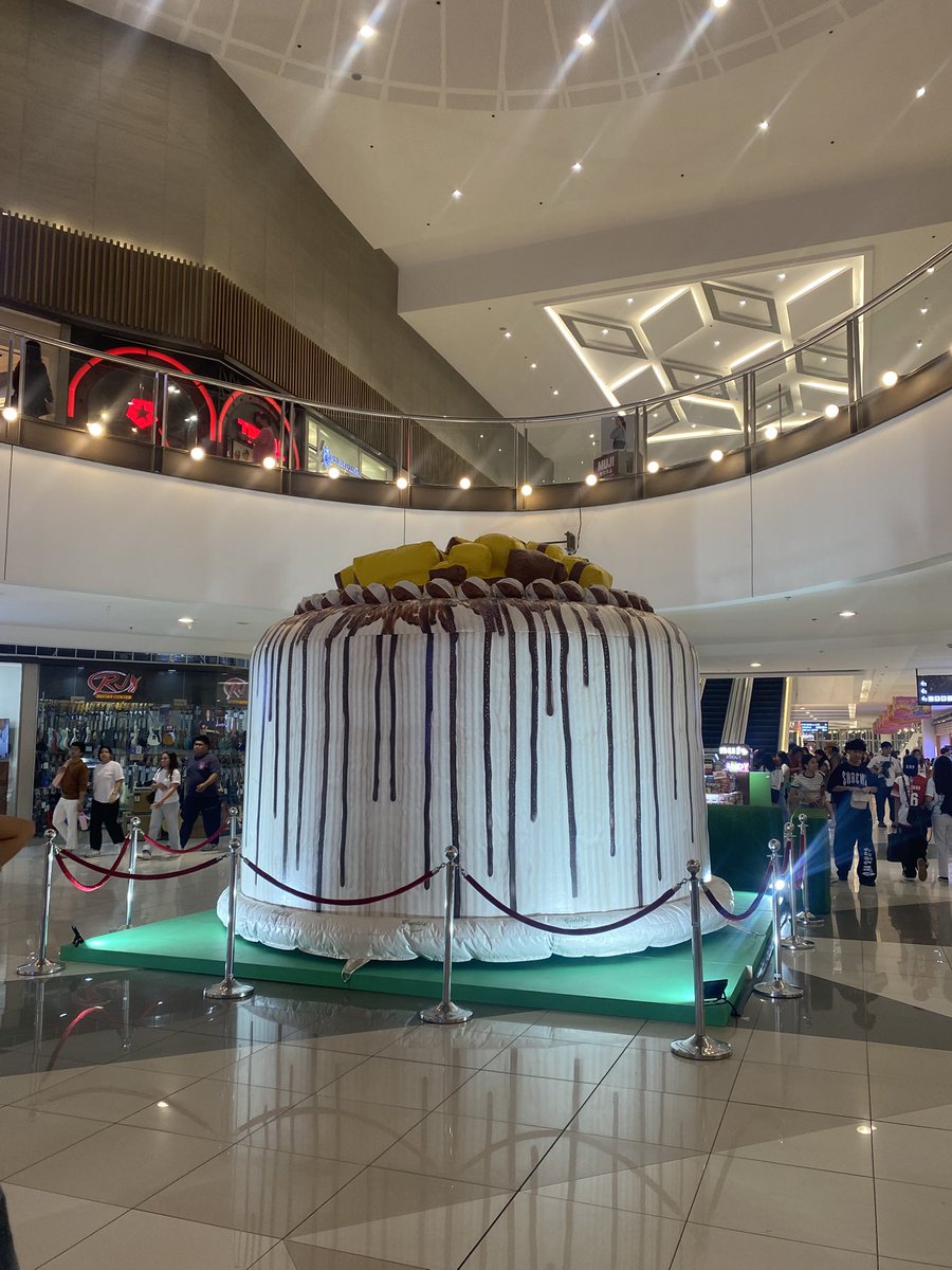 skye ◡̈ tweet media