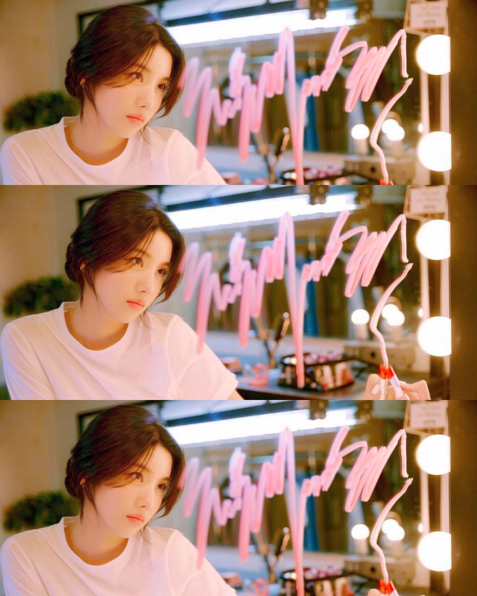 Marcelline. tweet media