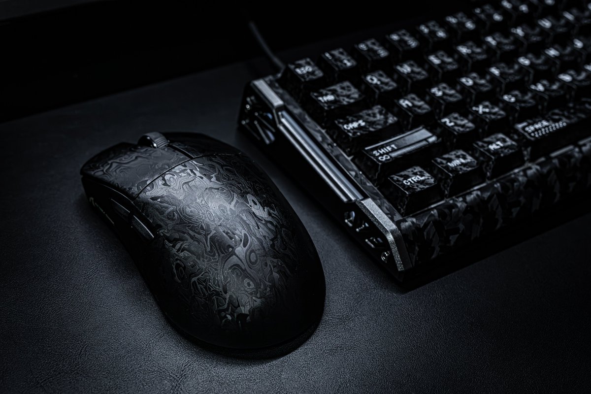 ぶらっく tweet media