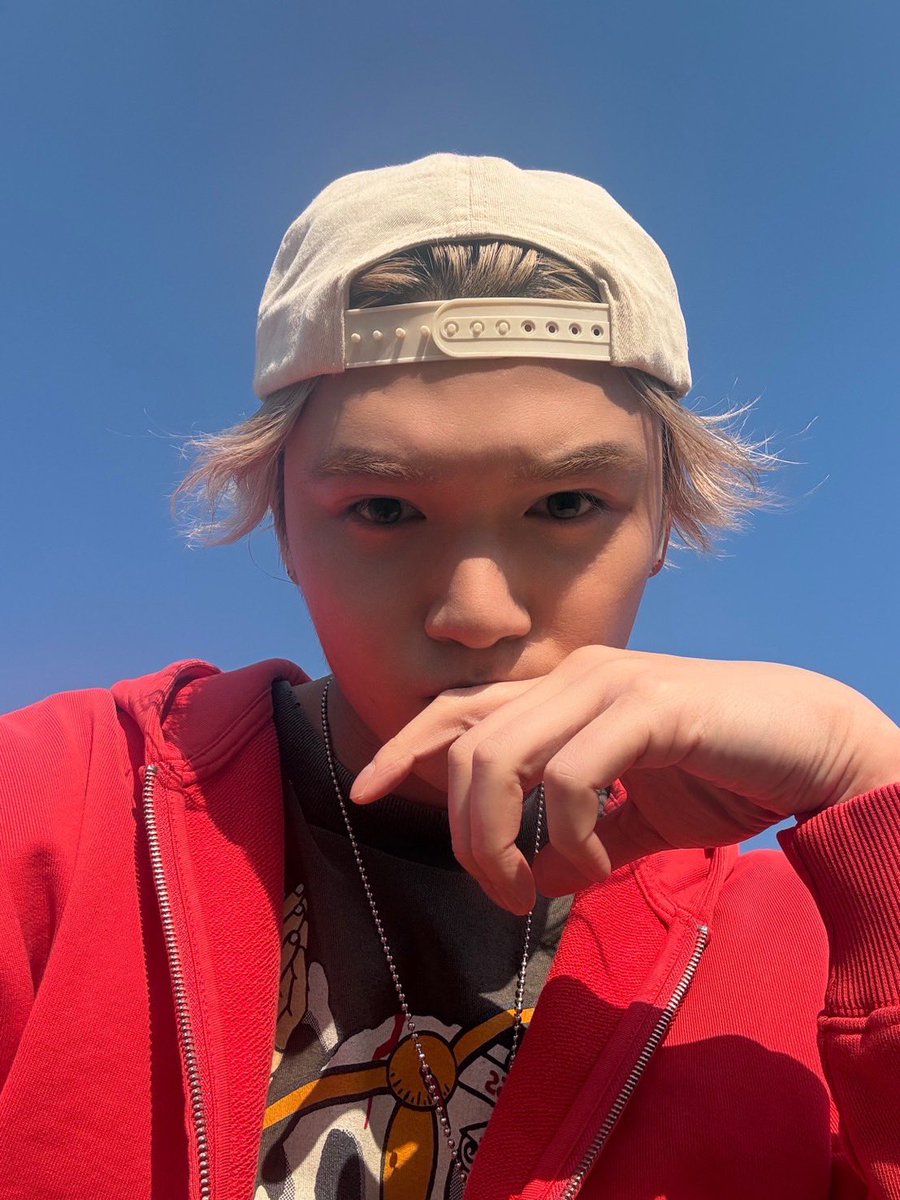 WOLFHOWLHARMONY's tweet image. It’s nice weather today~ 🌞
Spring is coming 🌸
Guess that means BBQ💡

RYOJI

#WOLFHOWLHARMONY 
#WHH #RYOJI