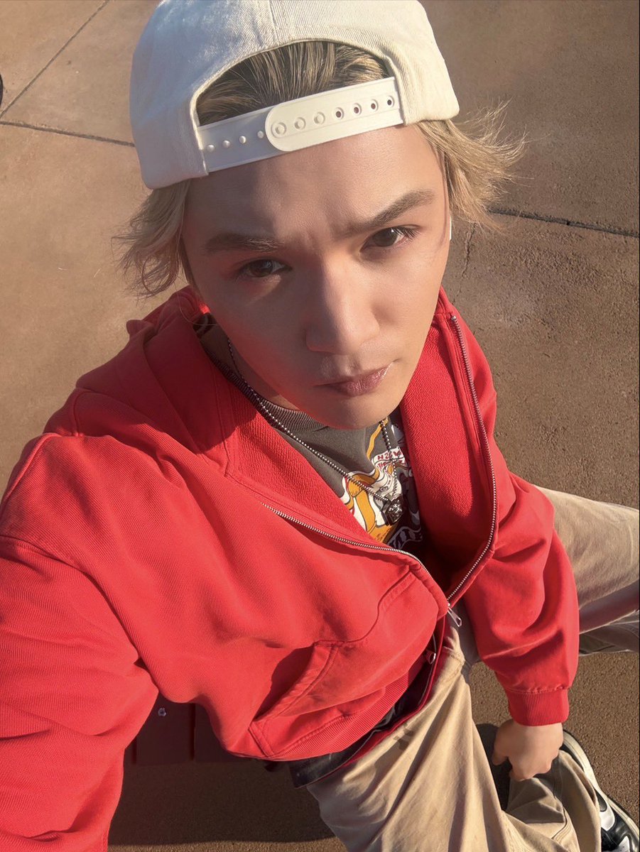 WOLFHOWLHARMONY's tweet image. It’s nice weather today~ 🌞
Spring is coming 🌸
Guess that means BBQ💡

RYOJI

#WOLFHOWLHARMONY 
#WHH #RYOJI