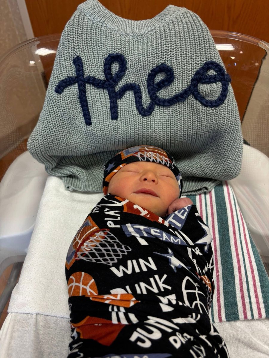 Tony Roe tweet media