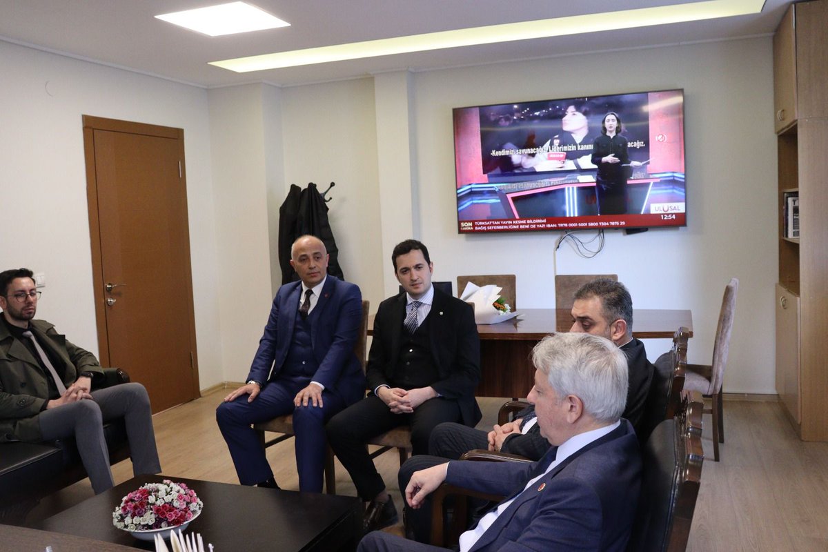 Vatan Partisi tweet media