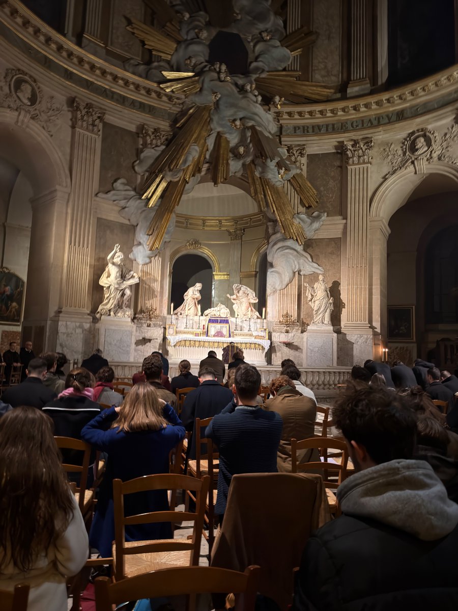 jonlpersson's tweet photo. paris in february. better food than the italians. paid my respects to napoleon. tridentine mass at saint-roch. will be back when it's warmer. https://t.co/O343sh0Fem