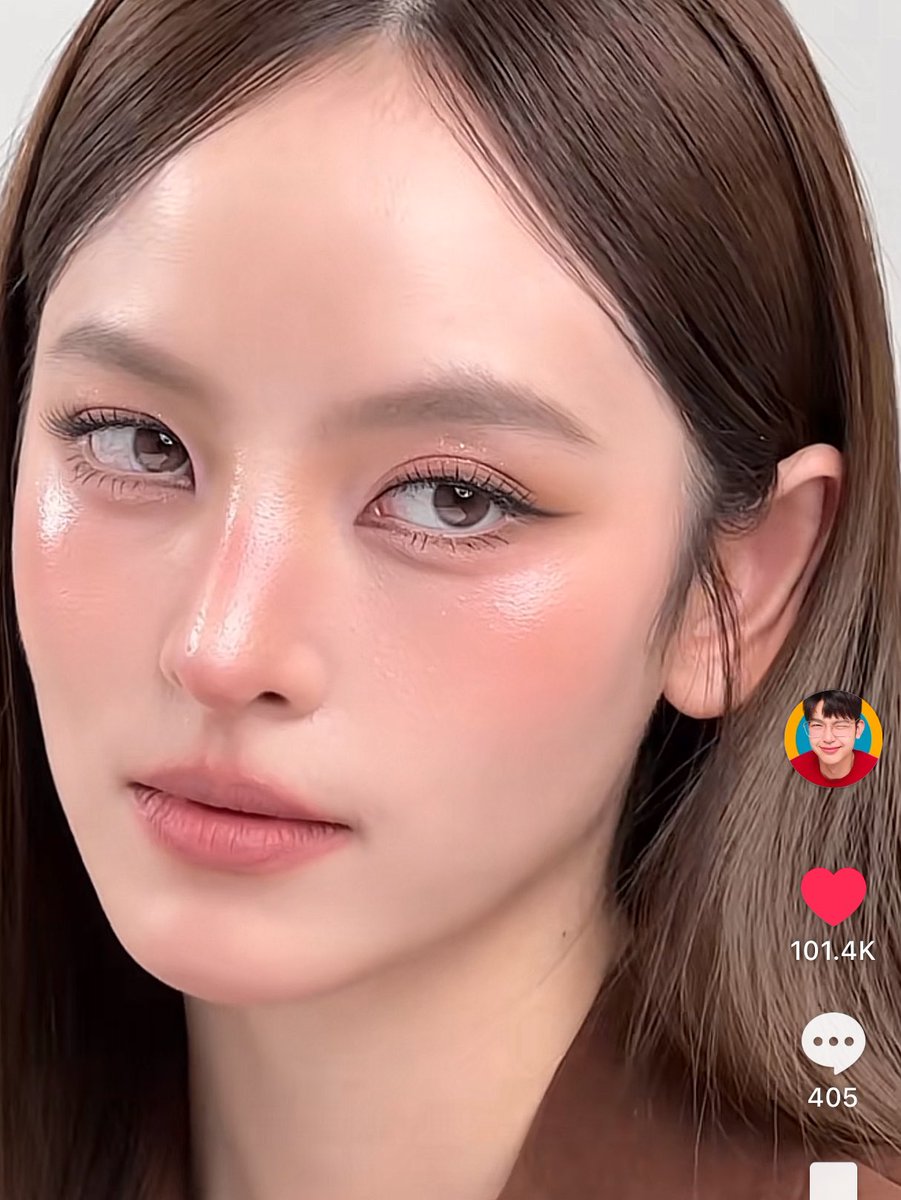 reviewchoey's tweet photo. ลุ๊คนี้สวยมากกกกก คุณโฮมใช้ ลิป l’oreal รุ่���นี้สี 601 แต่งให้คุณณิชาลุคนี้ สวยมากกก นู๊ดชมพูติ่งน้ำตาลก่ำๆ เป็น Soft Autumn ที่สวยนัวมากกก แล้วเนื้อลิปนุ่ม ยิ่งเบลนยิ่ง��วย แล้วติดทนมากก ชอบบบ https://t.co/7jR714tGoM