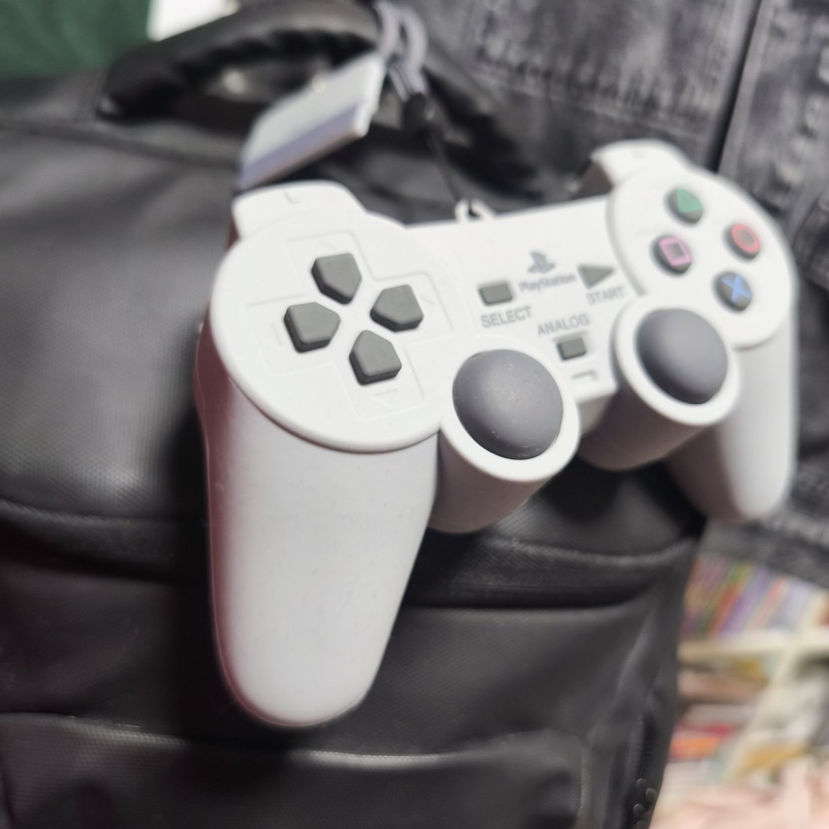 らっぷびと tweet media