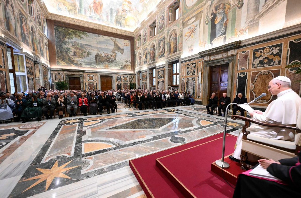 Vatican News tweet media