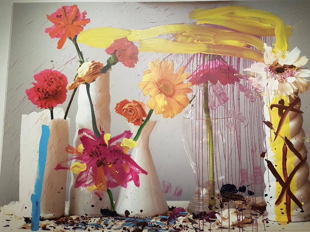 enmanuelle2002's tweet photo. Flores
Aquel estallido de color, exceso y vida.
Aquella exposición de #Almódovar con Jorge Galindo que todavía me ronda.
Hay imágenes que no se marchitan. 🌸 https://t.co/MIowEXTyMi