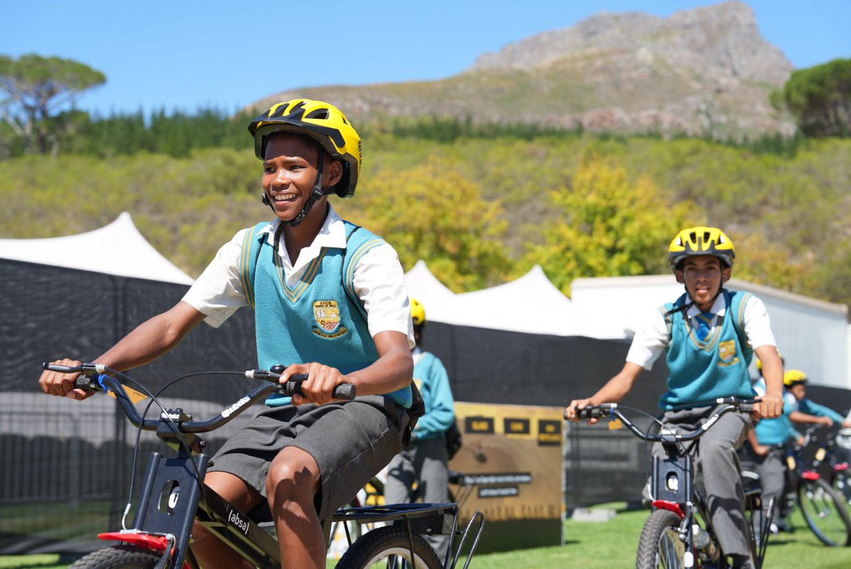 Qhubeka Charity tweet media