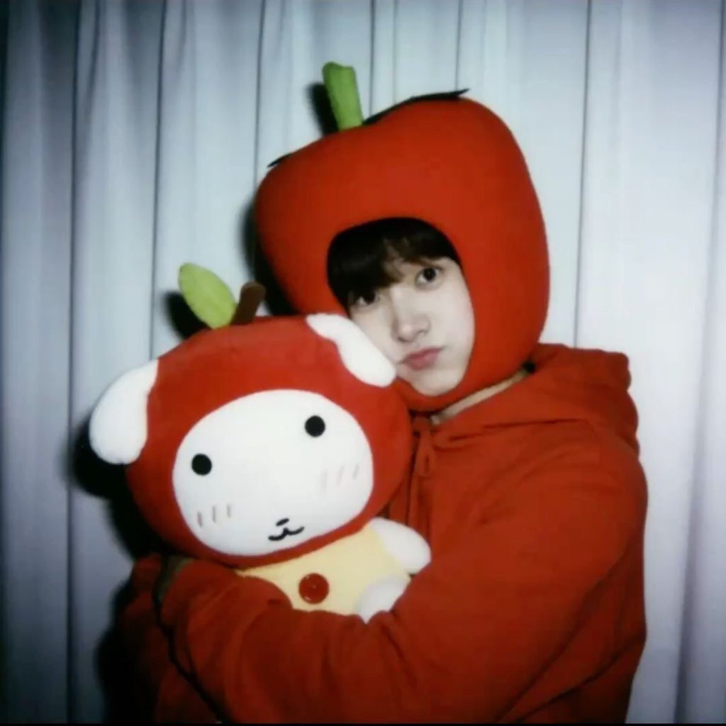 Lee Heeseung tweet media