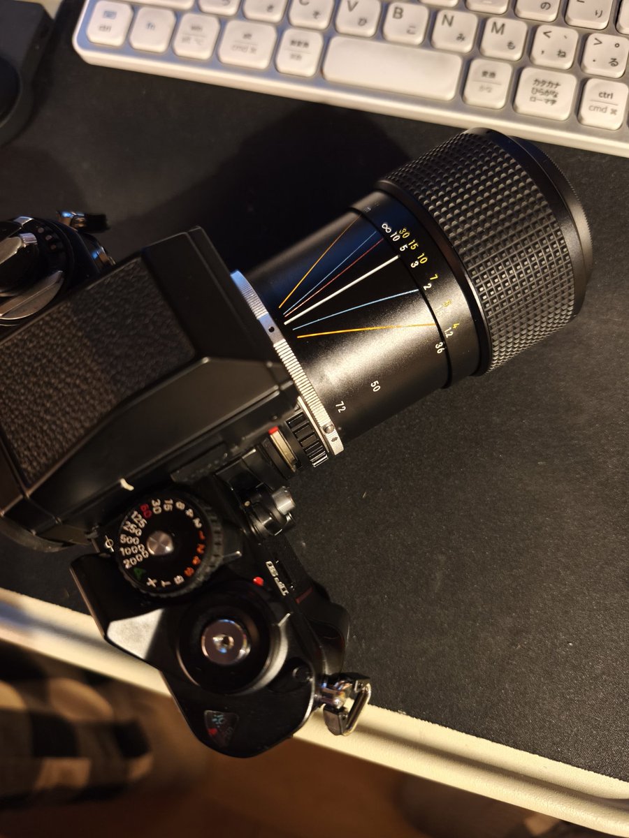 just_nerimono's tweet photo. ひょんなことから我が家にやってきた美品のNikon F3とズームレンズ、どうやって画角変えるのか苦戦してたらまさか伸ばすんかい https://t.co/czrR6bKt8A