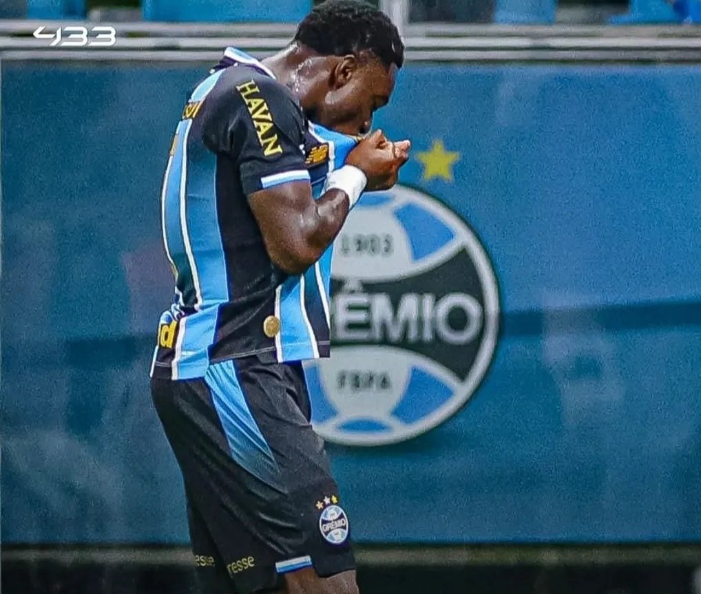 BonetDouglas's tweet photo. Amuzu se adaptou bem demais ao futebol brasileiro https://t.co/Rl8Ymt28AO