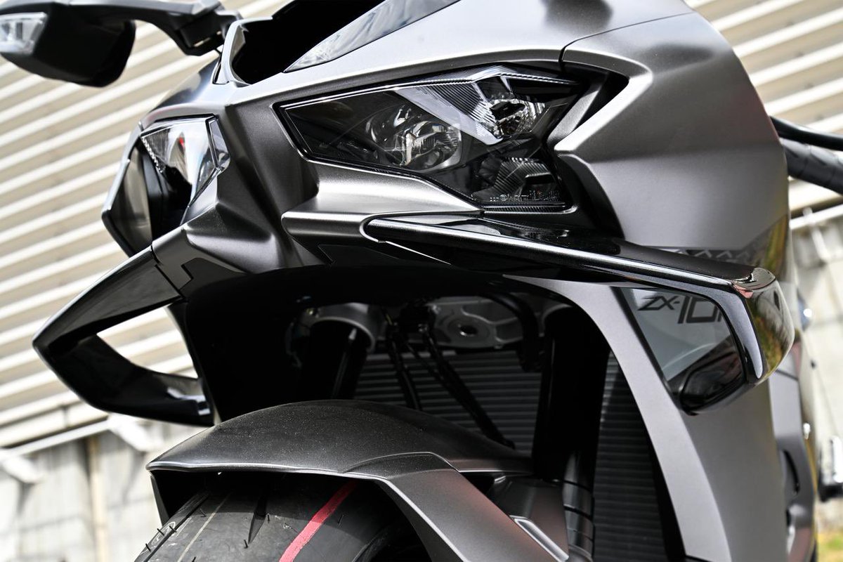 Accela@バイク記事紹介 tweet media