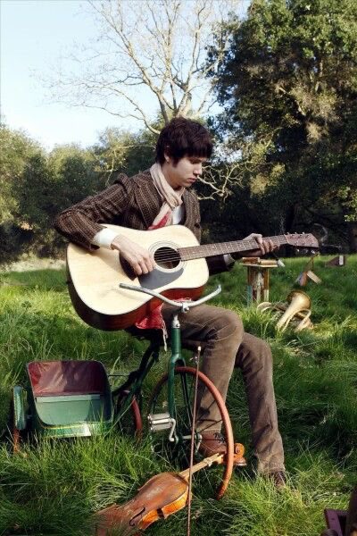 oddly specific ryan ross ✴︎˚｡⋆ tweet media