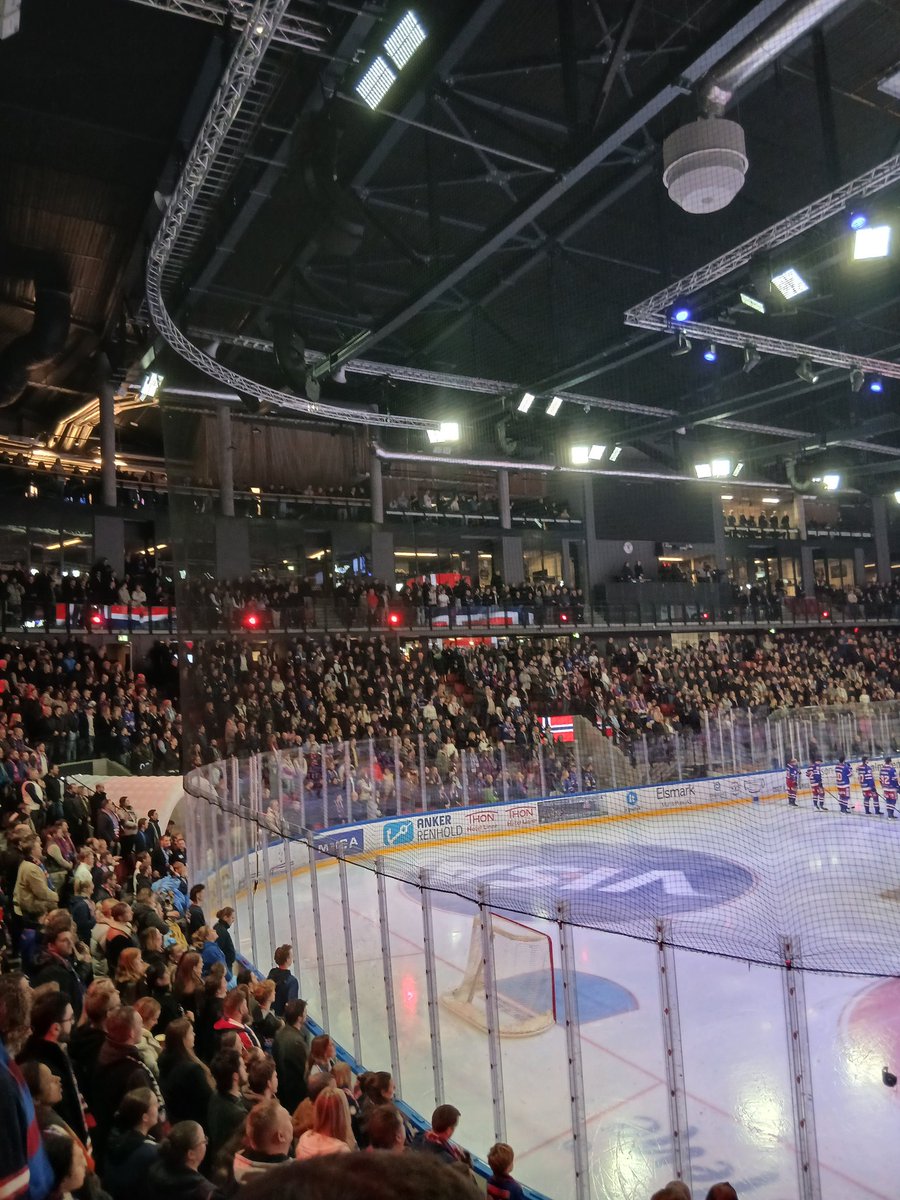 Engaheleåret tweet media