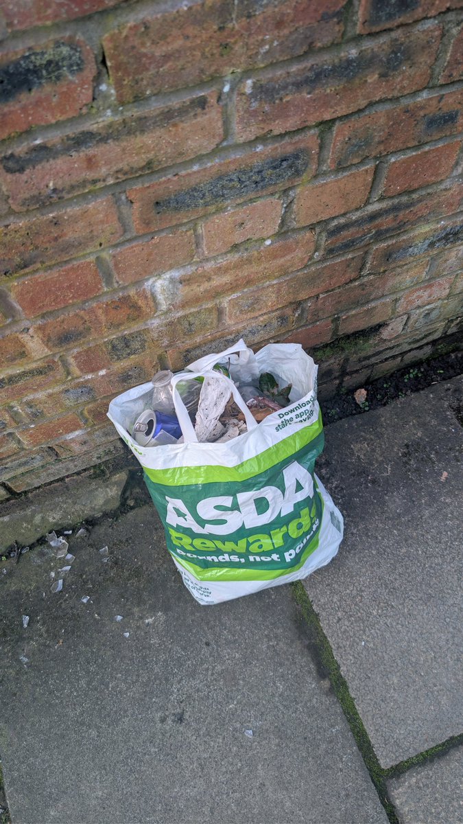 Oldham Weather tweet media