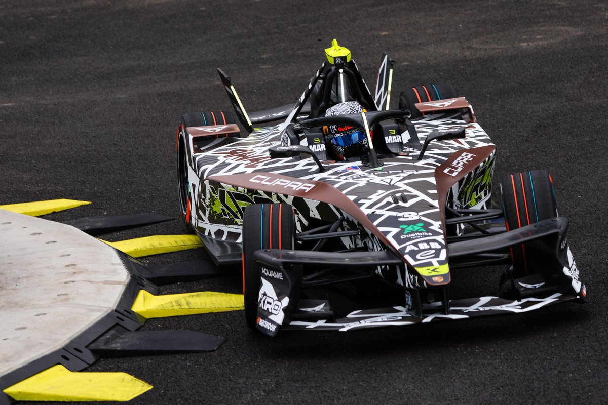 Circuit Specific tweet media