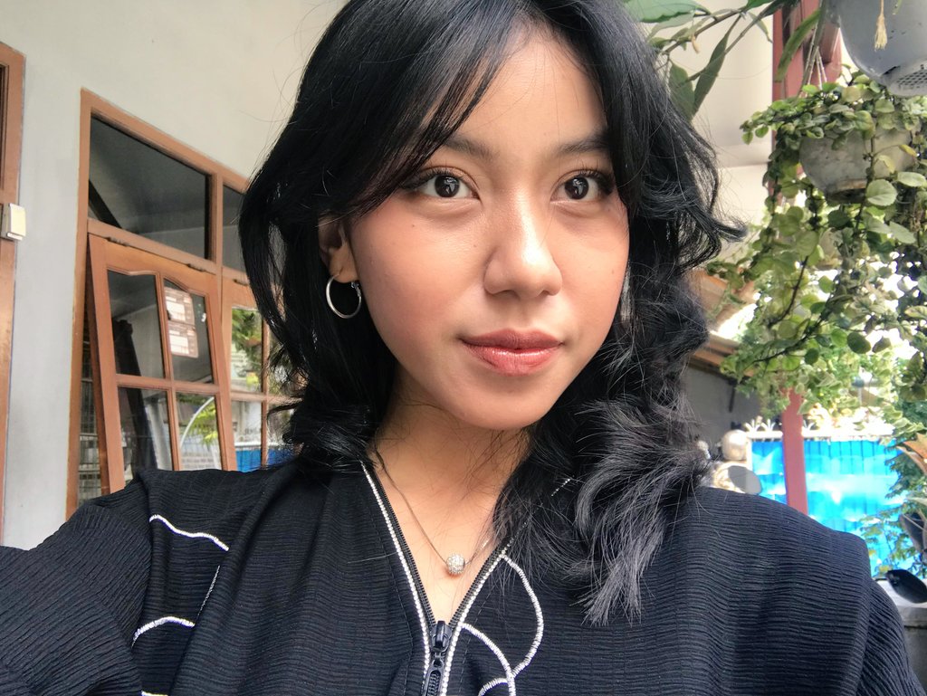 b ᥫ᭡ tweet media