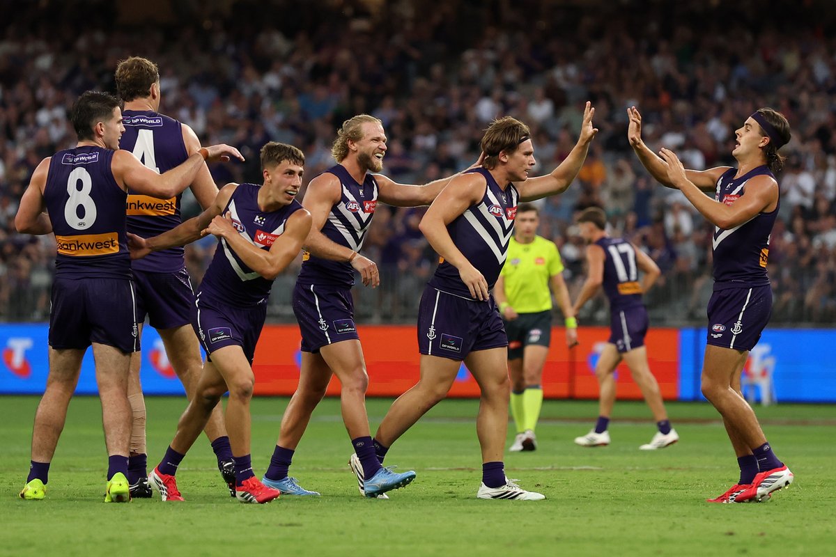 Fremantle Dockers tweet media