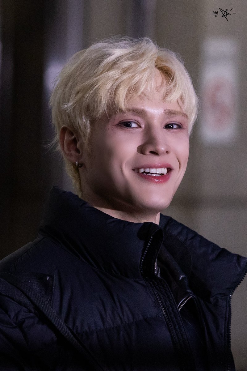 ๋ณ-๐๐๐๐๐- tweet media