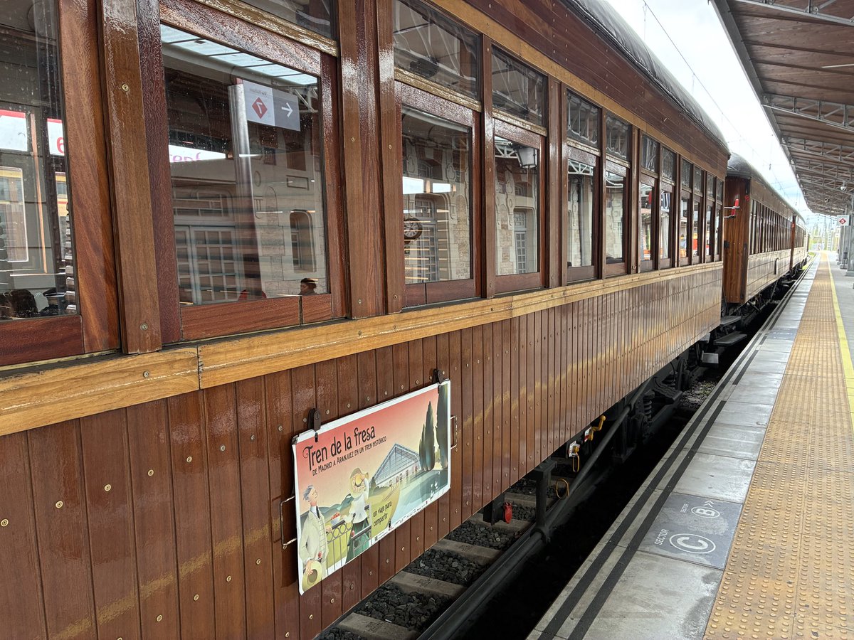 Fundación de los Ferrocarriles Españoles tweet media