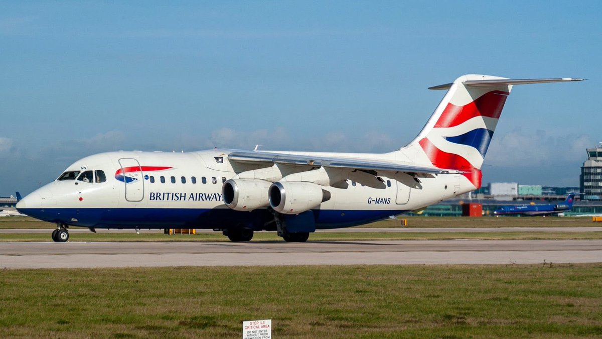 n194at's tweet photo. British Airways (CityFlyer Express)
Bae 146-200 G-MANS
MAN/EGCC Manchester Airport
August 14, 2003
Photo credit Peter Hulse
#AvGeek #Airline #Aviation #AvGeeks #BritishAerospace #BAe146 #CityFlyerExpress #BritishAirways #MAN #Manchester @manairport @British_Airways π¬π§ https://t.co/q1g2updAvY