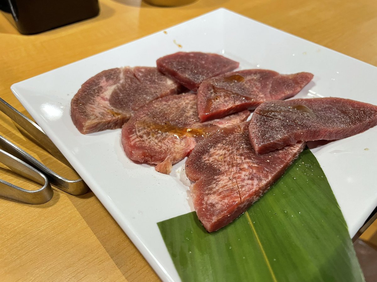 るるたろうです tweet media