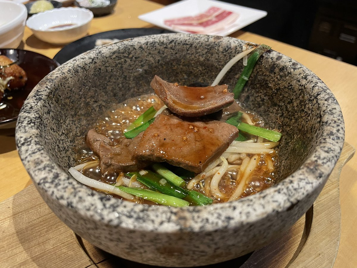 るるたろうです tweet media