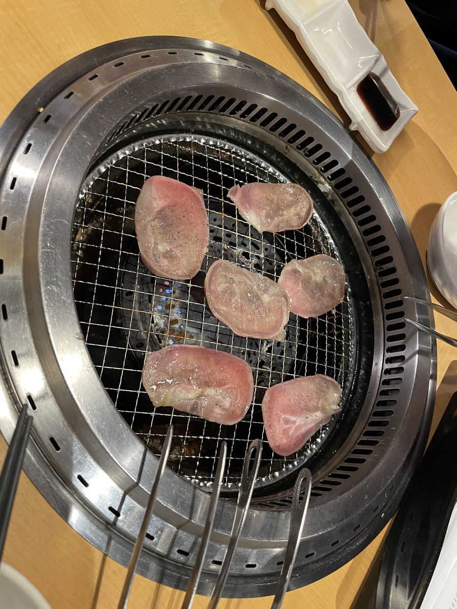 るるたろうです tweet media