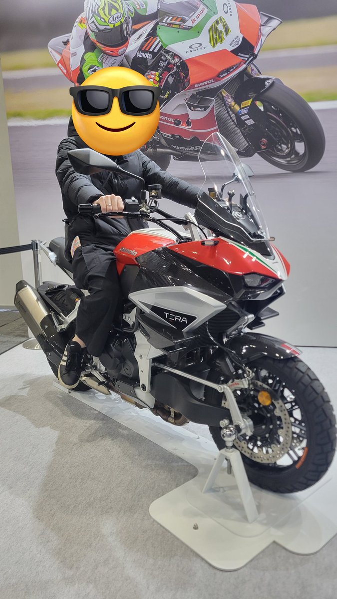 CandyPopBay's tweet photo. 16時半にモタサイ行ったというあまりにも弾丸すぎる行動 https://t.co/GtnEXlDxvT