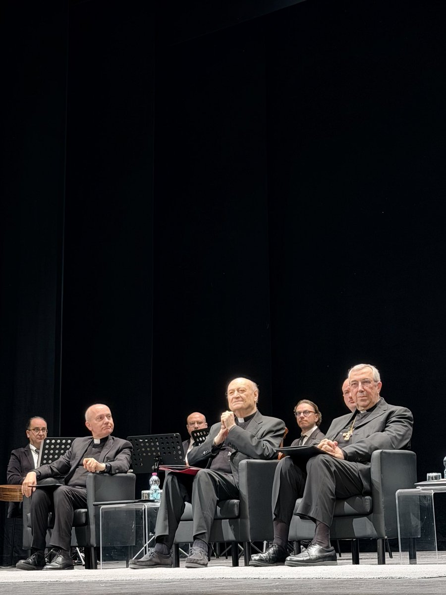 Card. Gianfranco Ravasi tweet media