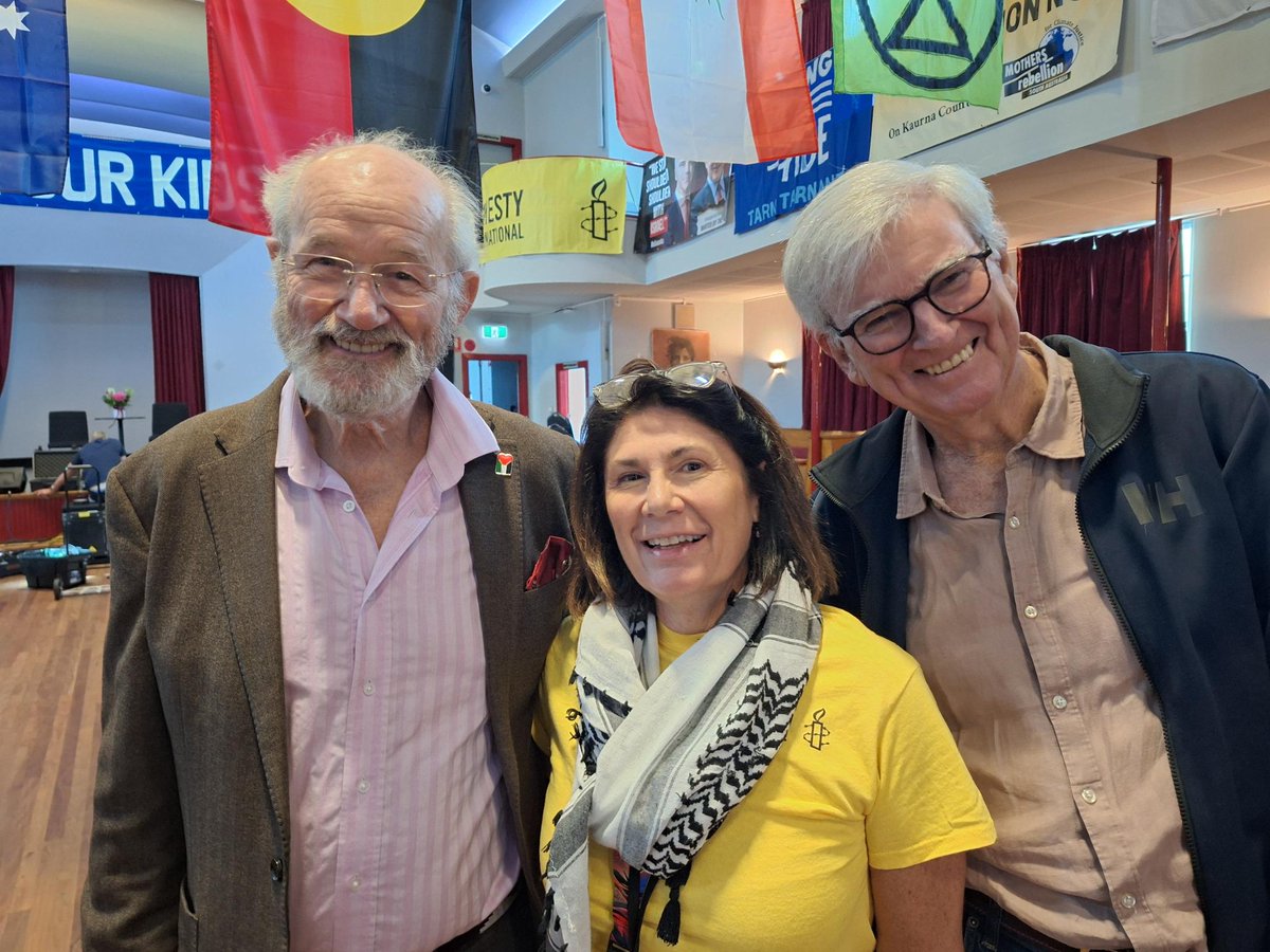 Melbourne4WikiLeaks tweet media