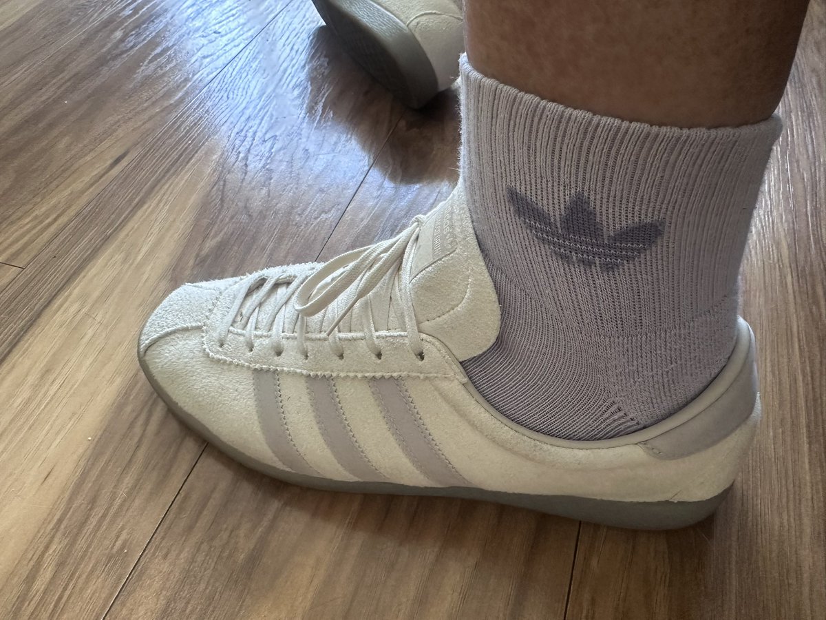 Tony Bannister tweet media