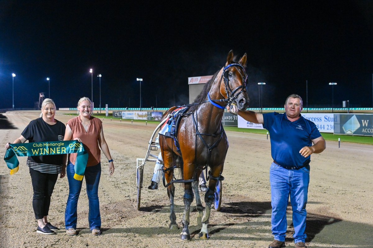 Club Menangle tweet media