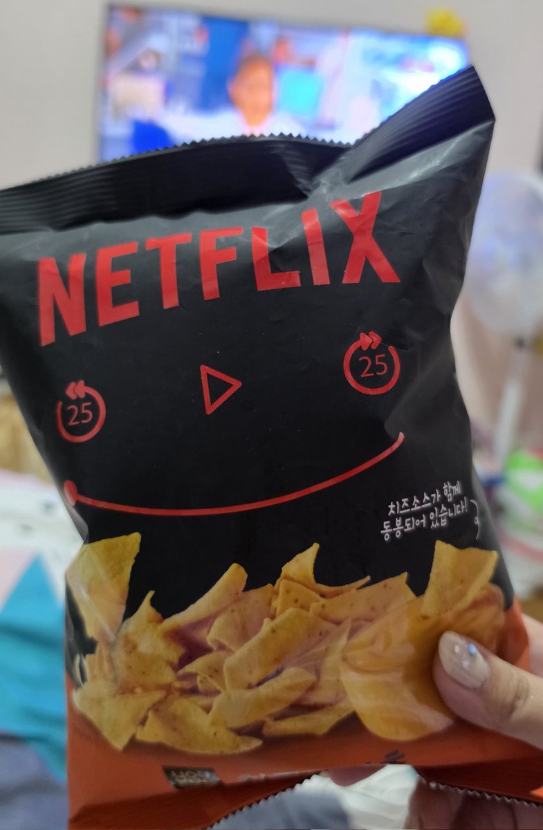 lulu ⟭⟬ 🐧🌹 tweet media