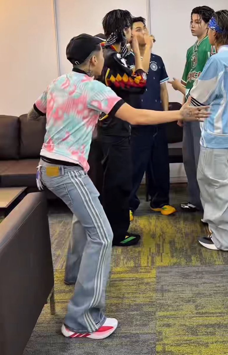 ((쏘꿀)) tweet media