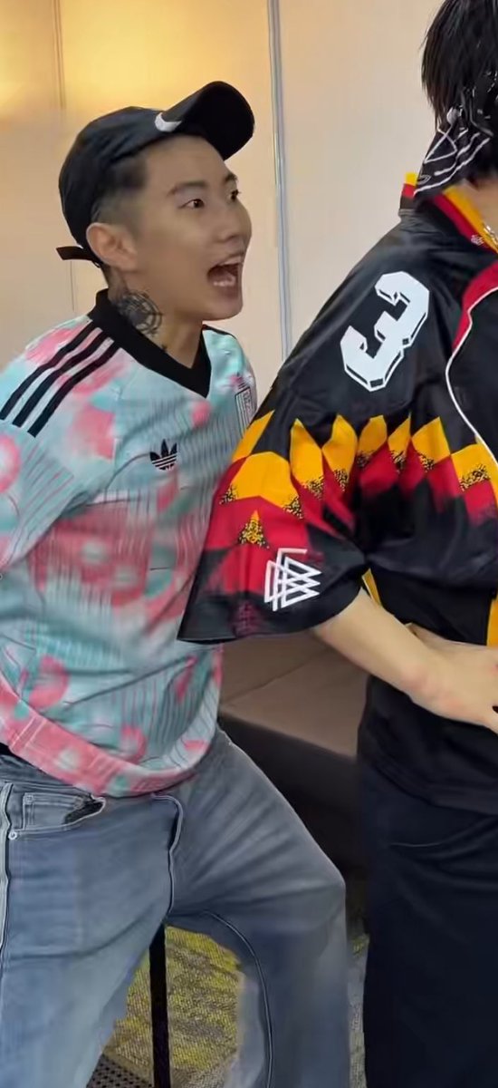 ((쏘꿀)) tweet media