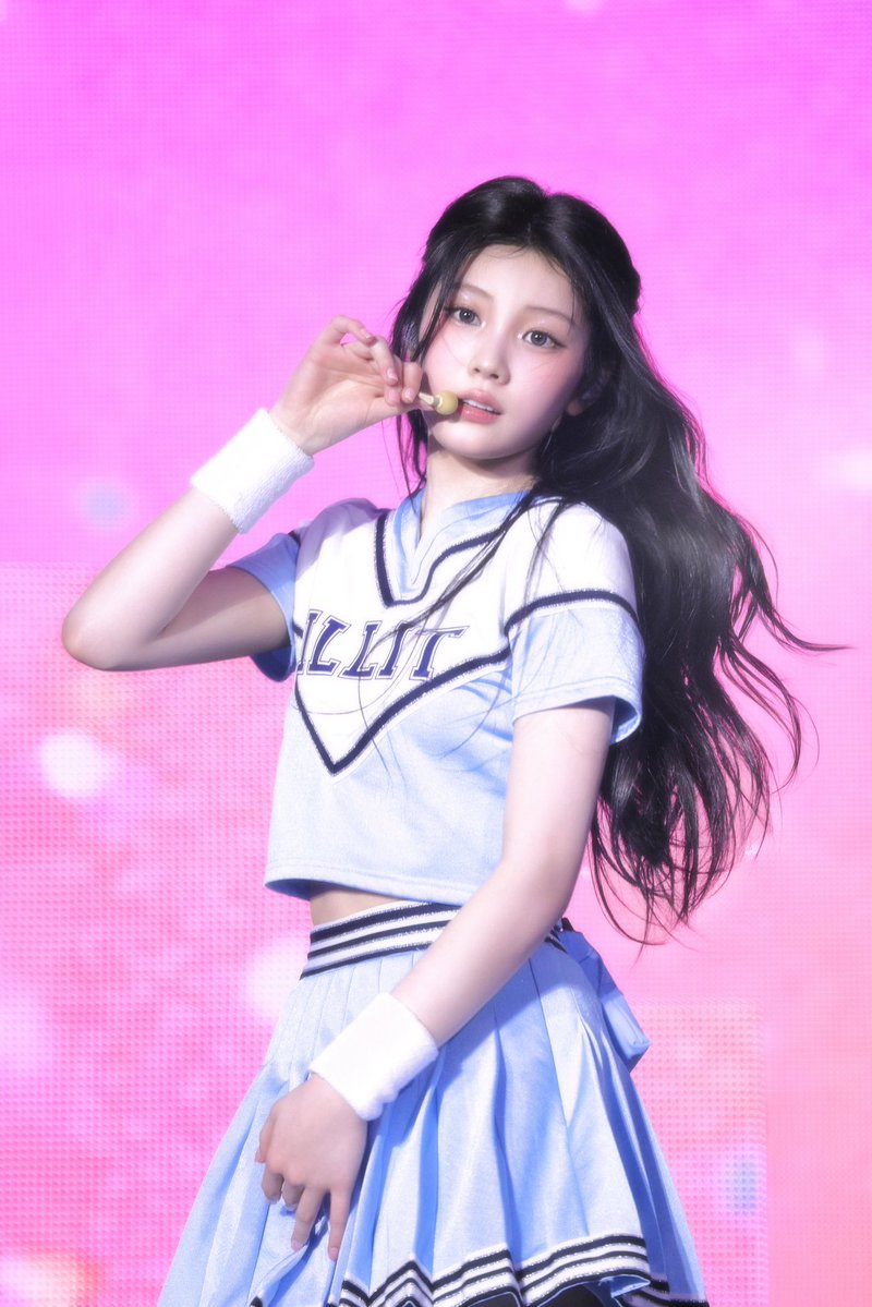 𝒲onhee tweet media