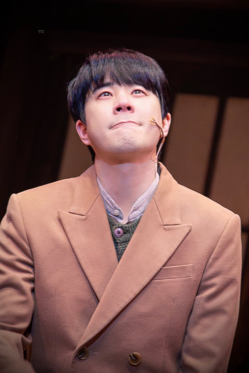260321 낮 뮤지컬 팬레터 커튼콜

정세훈 役 #문태유