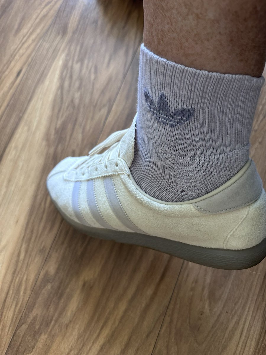 Tony Bannister tweet media