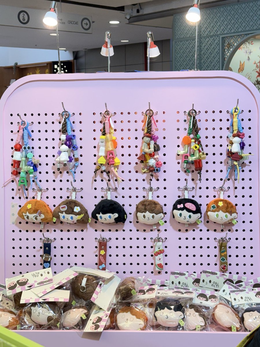 สพตพธส. tweet media