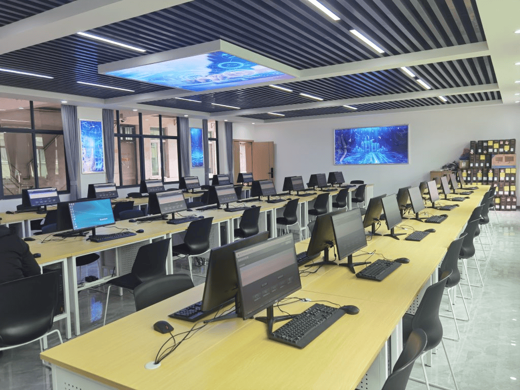 Елена Кирпиченко tweet media