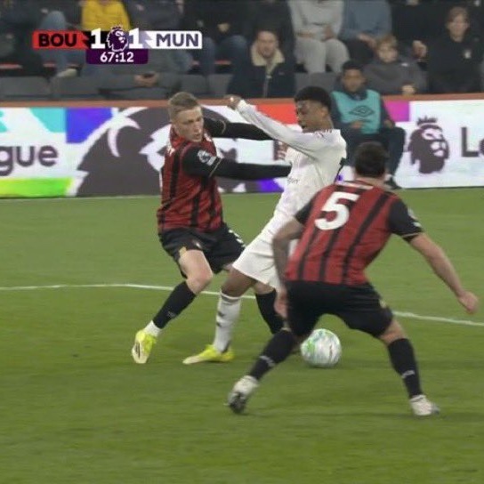 United Update tweet media