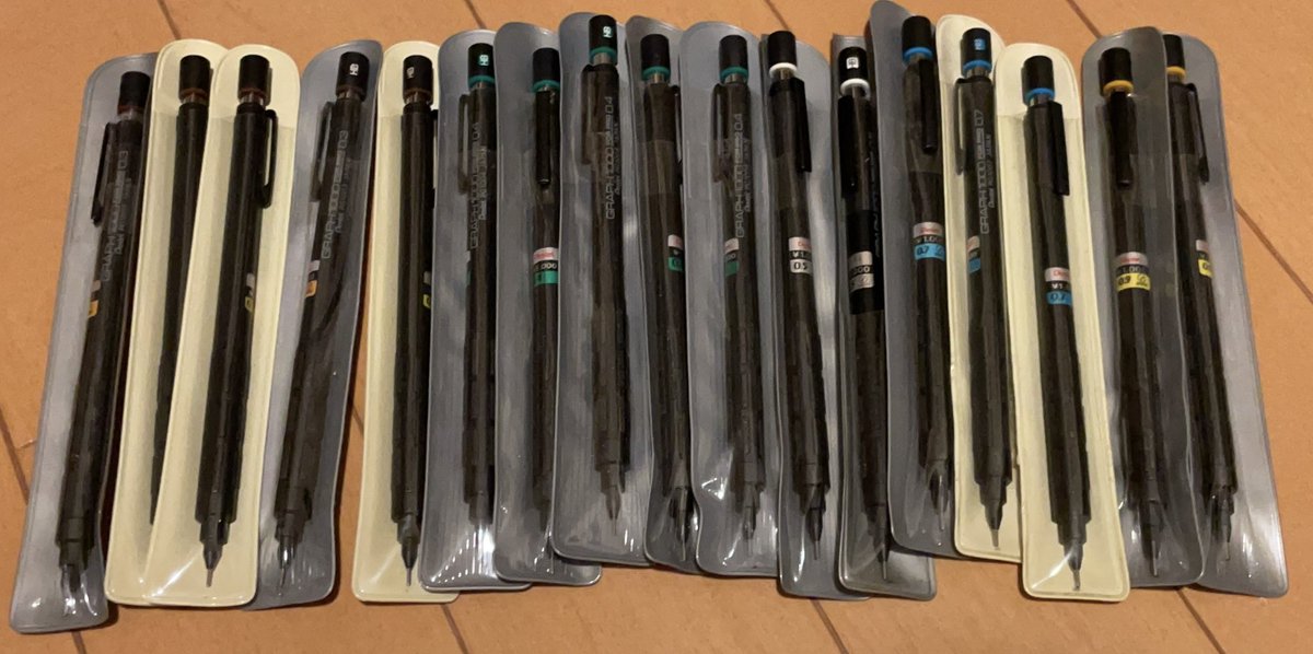 あびかく tweet media