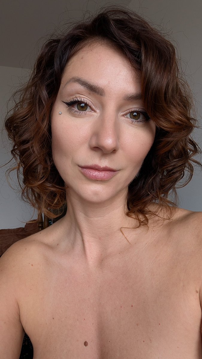 Miss Ferox tweet media