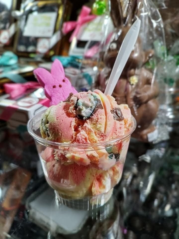 Sweet Jenny's tweet media