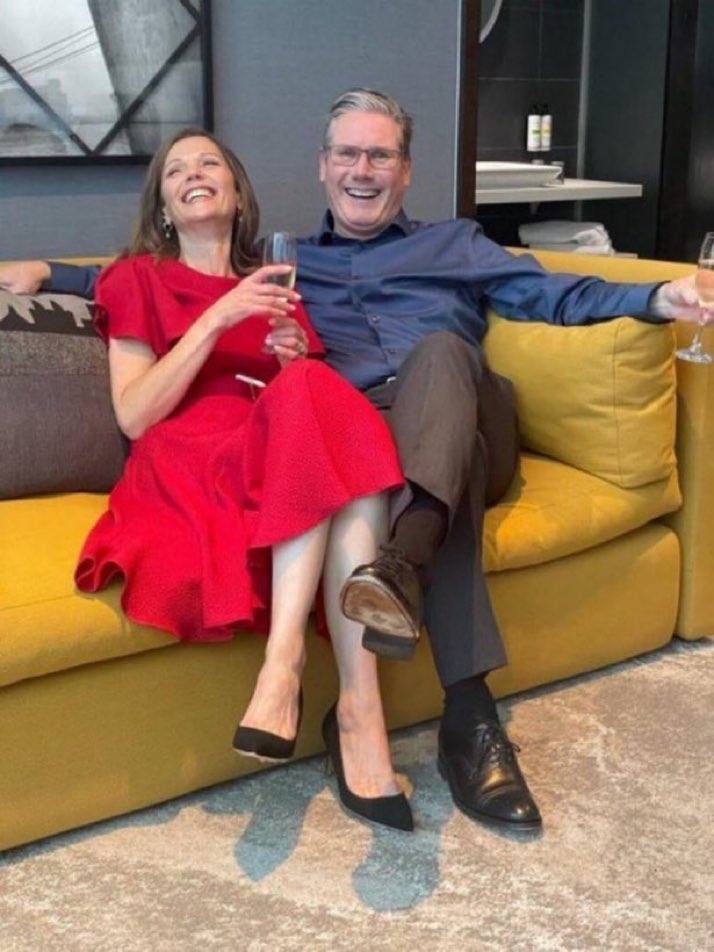 N Ecc 🏴🏴🏴 tweet media