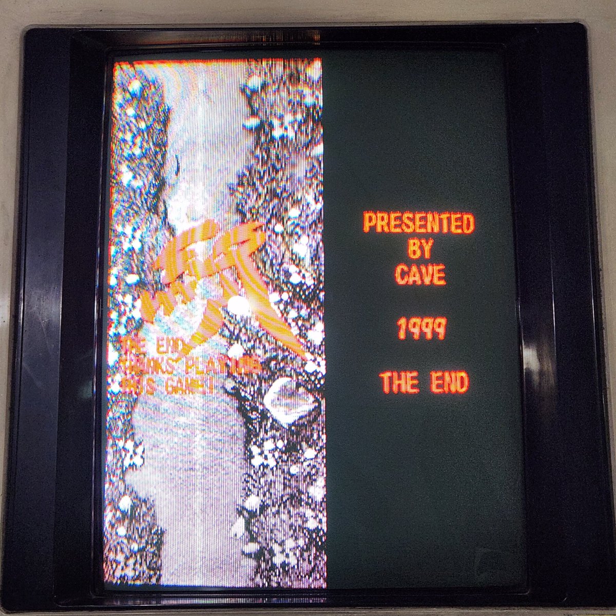 グレートホーク tweet media