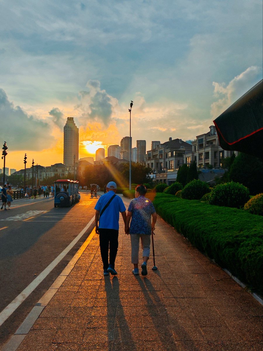 kristin kleinvachter tweet media