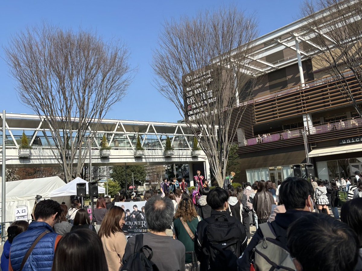 FIRST CONTACT tweet media